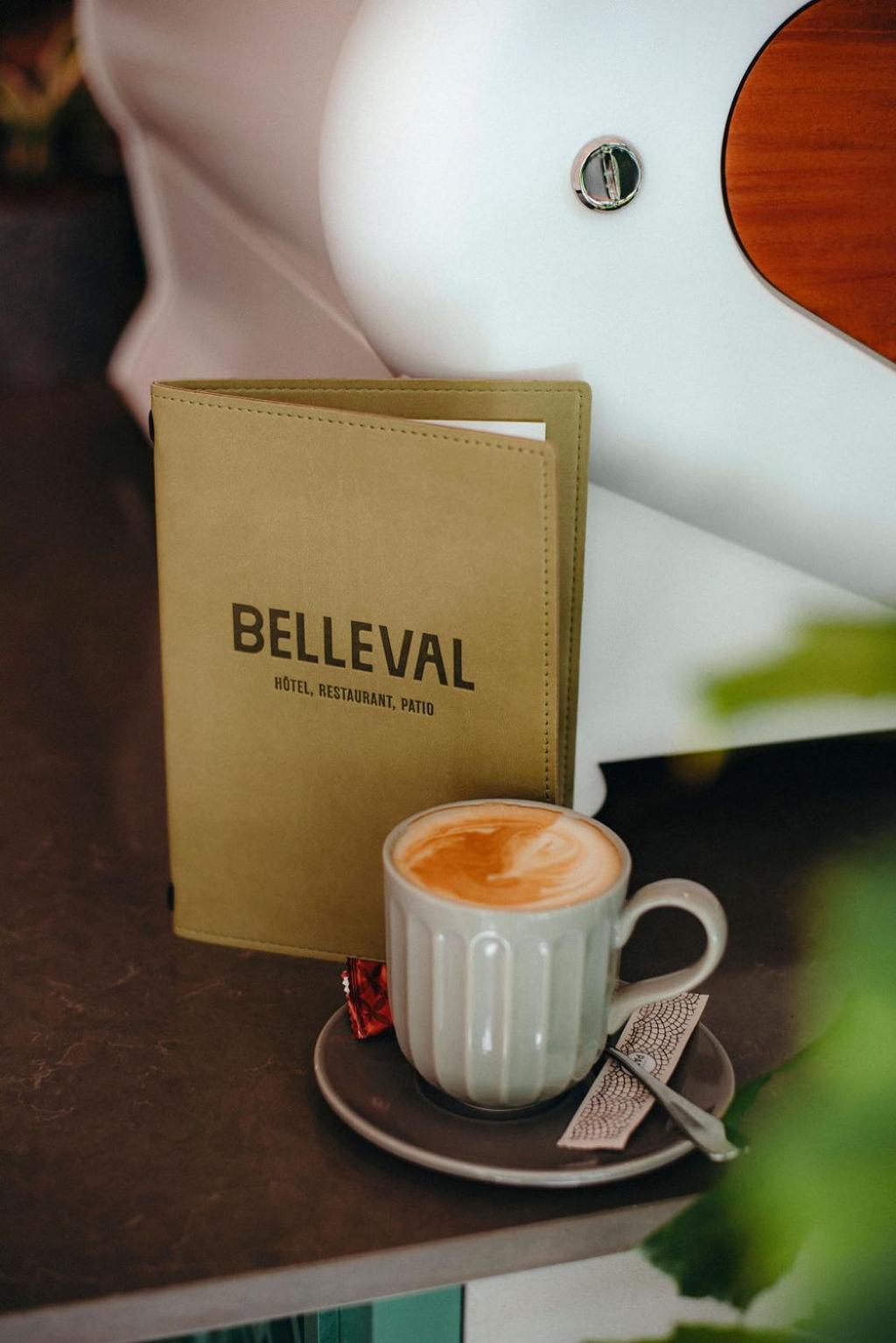 Hotel Belleval Párizs Kültér fotó