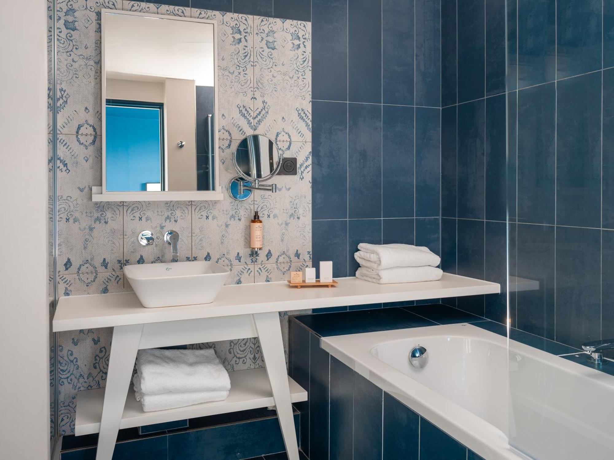 Hotel Belleval Párizs Kültér fotó
